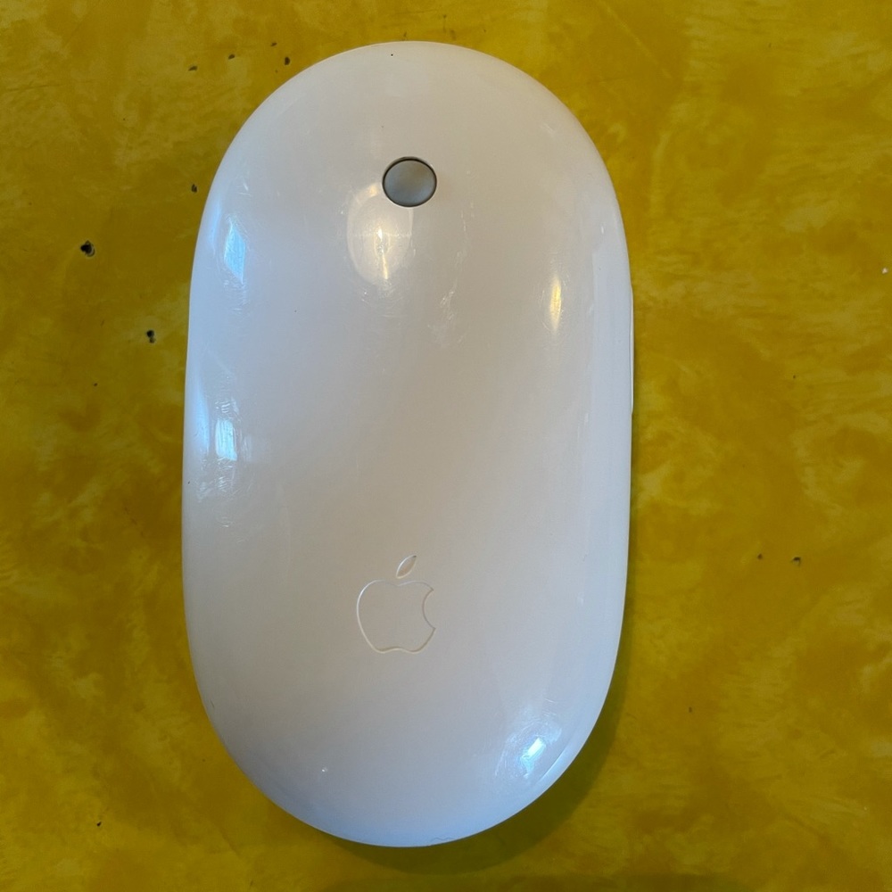Apple Mouse